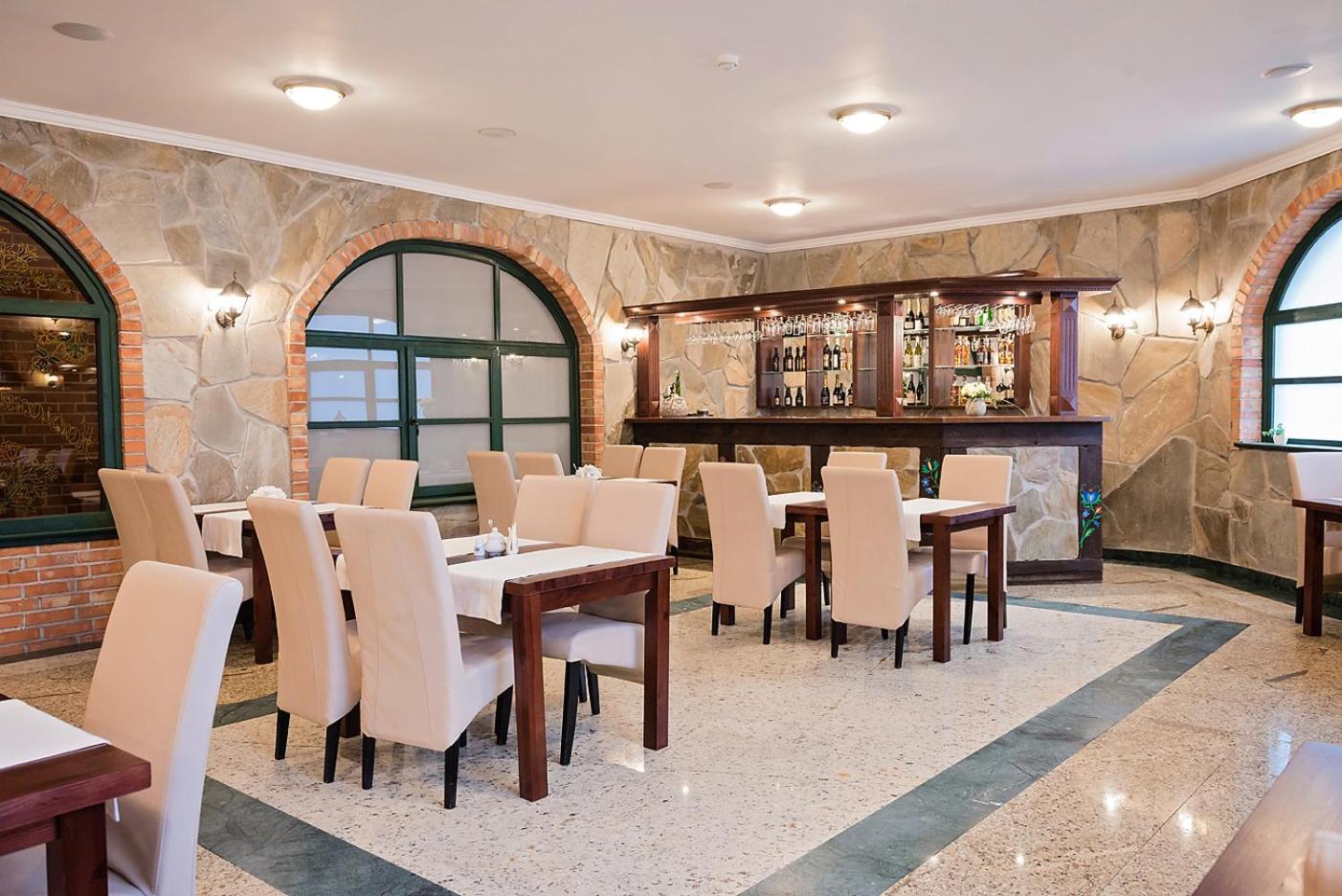 Hotel Szymbark Εξωτερικό φωτογραφία