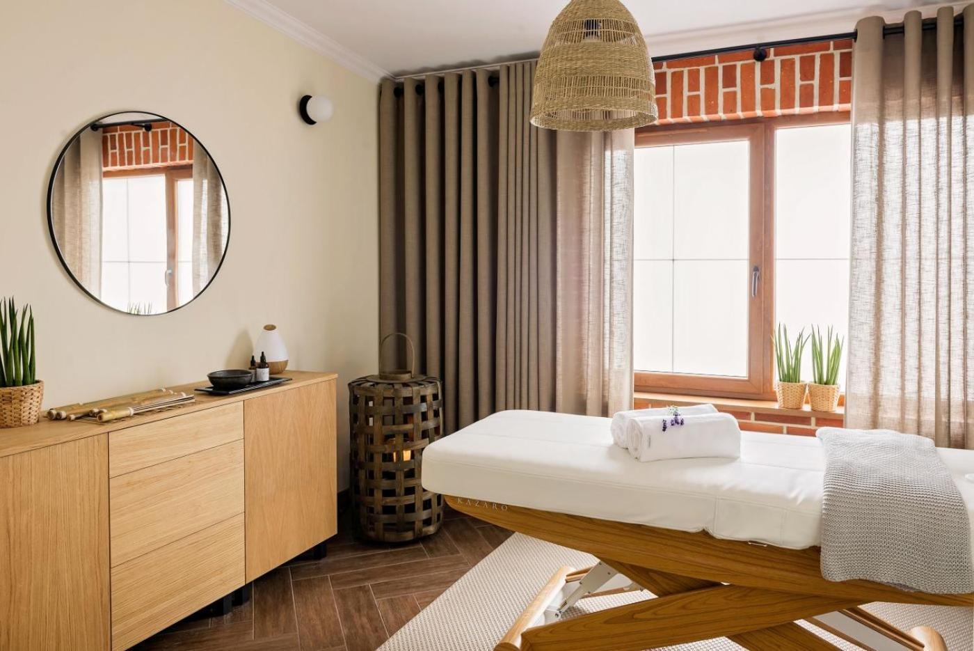 Hotel Szymbark Εξωτερικό φωτογραφία